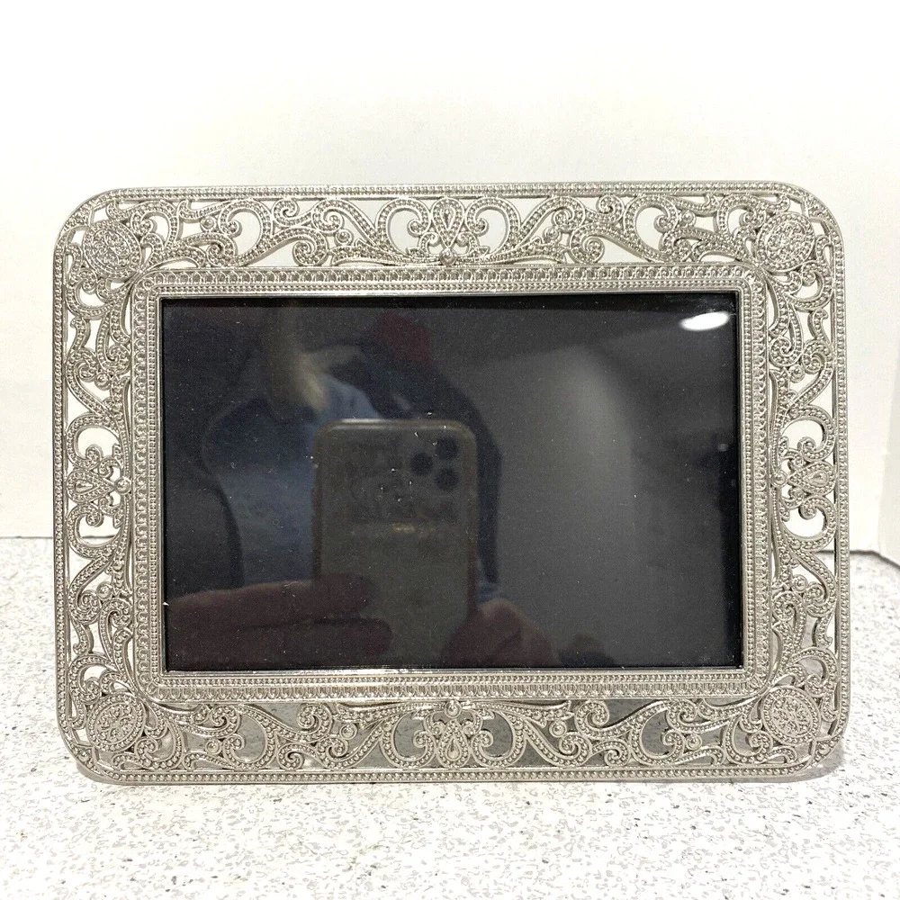 Sheffield Home Photo Frame 4 X 6 Ornate Silver Toned Textured Filigree Pattern